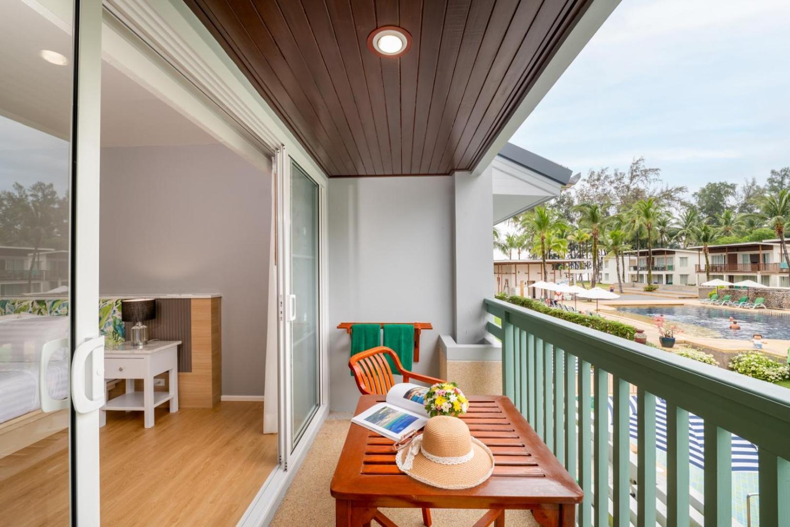 The Briza Beach Resort, Khao Lak Sha Extra Plus Dış mekan fotoğraf