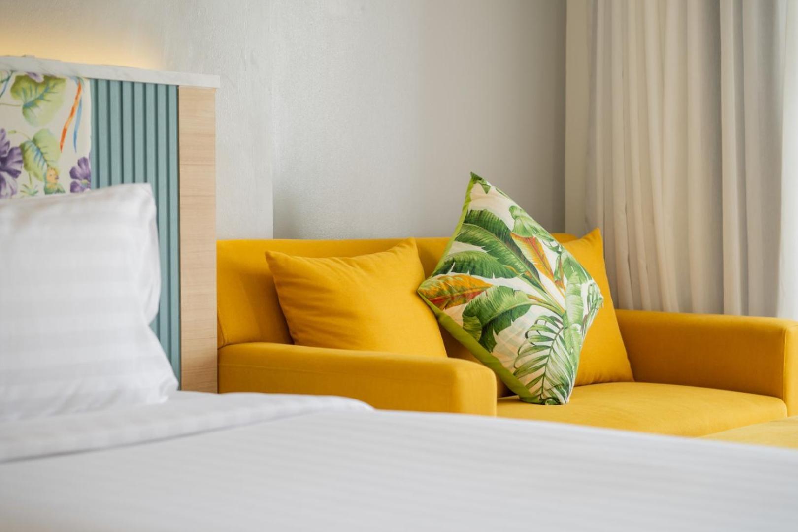 The Briza Beach Resort, Khao Lak Sha Extra Plus Dış mekan fotoğraf