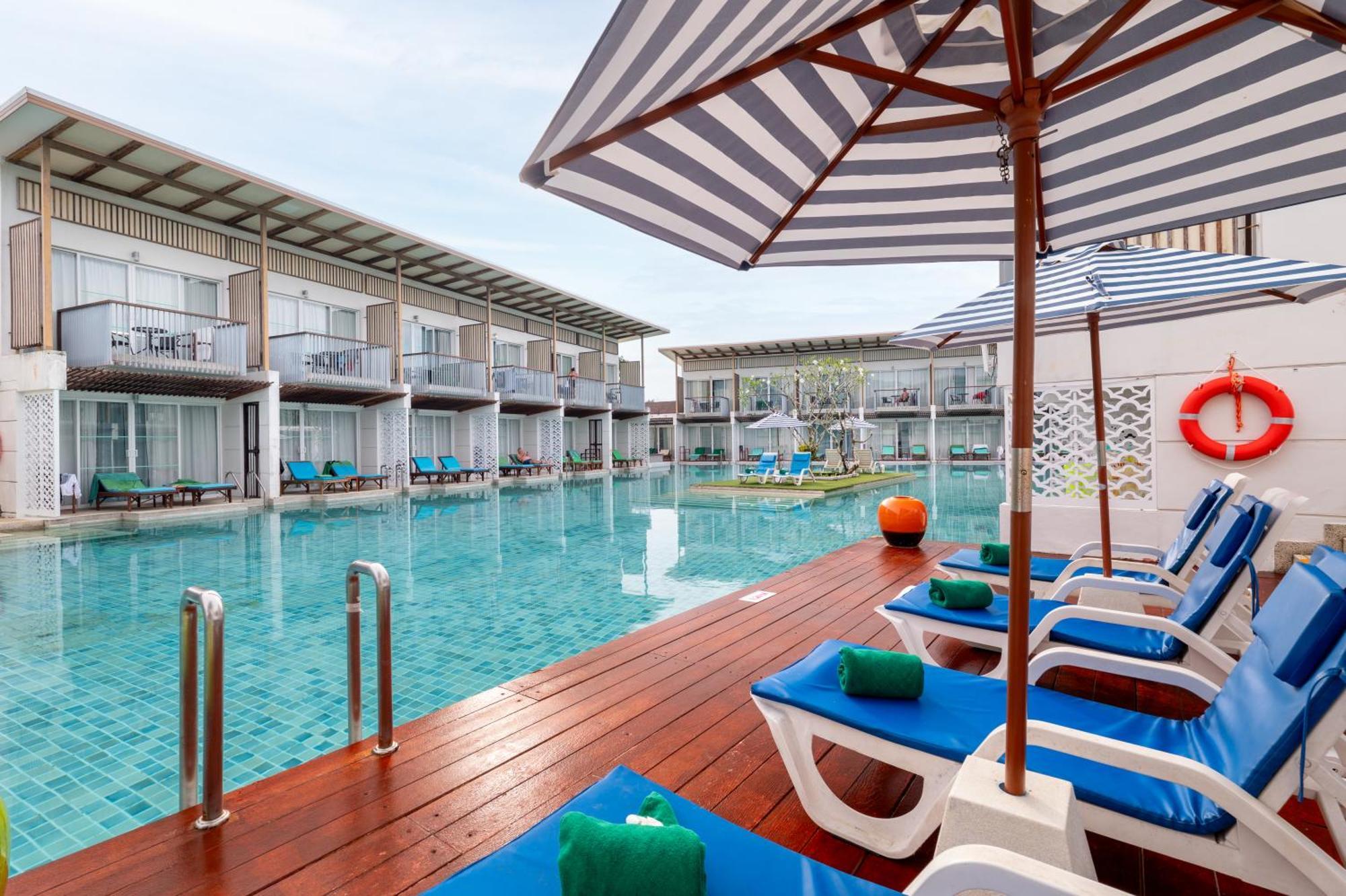 The Briza Beach Resort, Khao Lak Sha Extra Plus Dış mekan fotoğraf