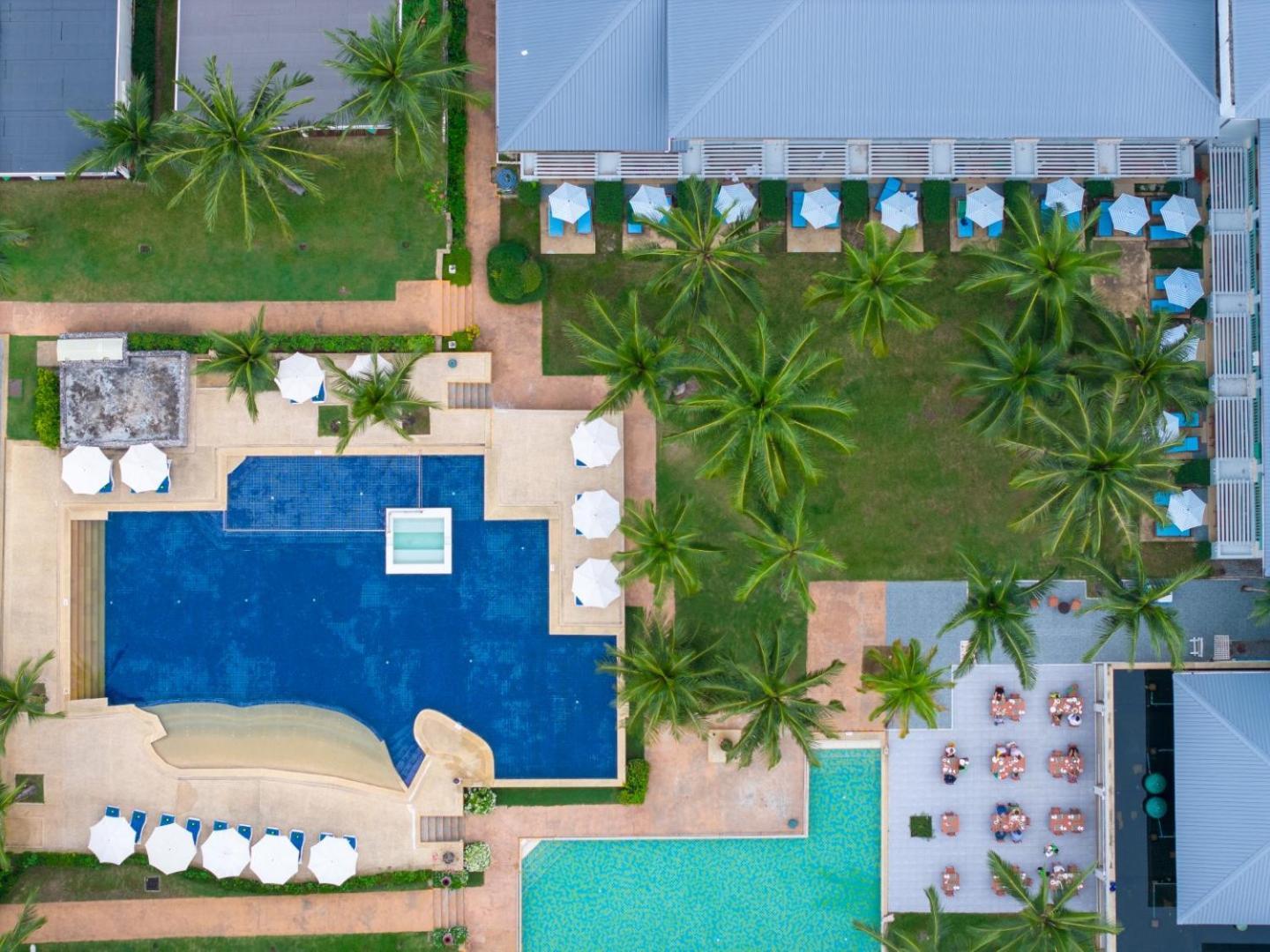 The Briza Beach Resort, Khao Lak Sha Extra Plus Dış mekan fotoğraf